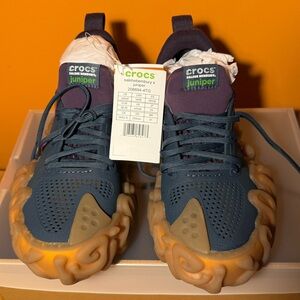 CROCS Salehe Bembury x Crocs Juniper “Tahini” - Navy and Tan